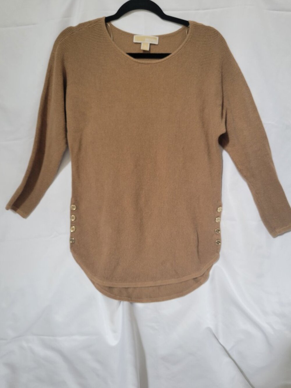 Michael Kors Waffle Knit Tunic Sweater M Camel Tan Gold Button Side Curved Hem